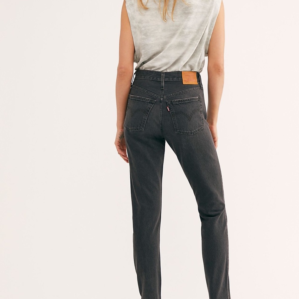 Black 501 Levi’s, high rise, size 27, like new.